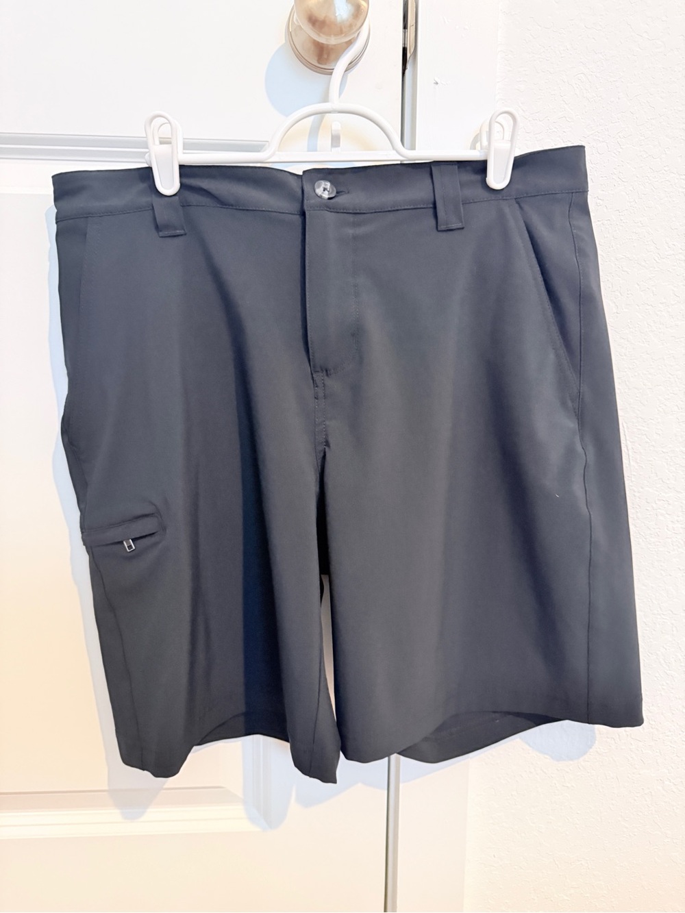 Columbia Men's Black Shorts